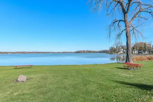 2225 Lakeshore Dr, Racine, WI 53139 - Photo 25