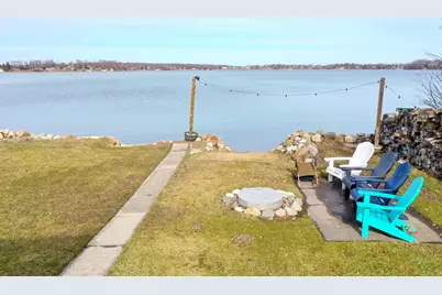 2225  Lakeshore Dr, Racine, WI 53139 - Photo 29