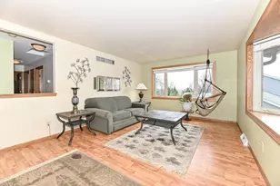 917 Howard St, Waukesha, WI 53188 - Photo 7