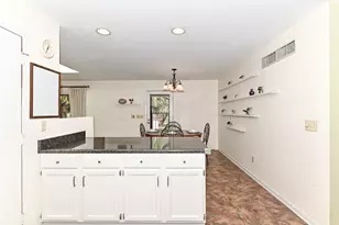 917 Howard St, Waukesha, WI 53188 - Photo 13