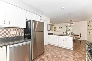 917 Howard St, Waukesha, WI 53188 - Photo 11