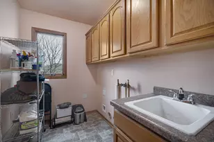 2203 Penbrook Dr, Racine, WI 53406 - Photo 15