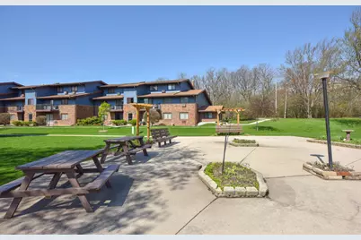 3935 S 84th St #4, Greenfield, WI 53228 - Photo 17