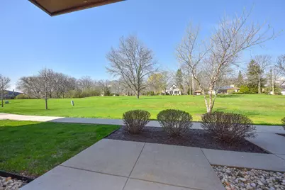 3935 S 84th St #4, Greenfield, WI 53228 - Photo 23