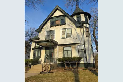 924 S 19th St, Milwaukee, WI 53204 - Photo 1