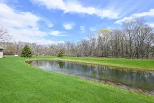 4870 S Waterview Ct, Greenfield, WI 53220 - Photo 41