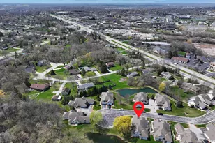 4870 S Waterview Ct, Greenfield, WI 53220 - Photo 37