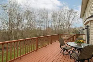 412 E Red Pine Cir, Dousman, WI 53118 - Photo 35