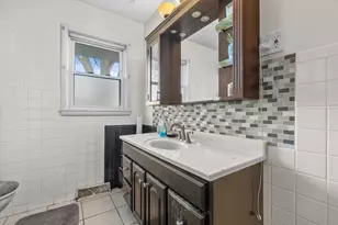 3716 Marquette St, Racine, WI 53402 - Photo 7