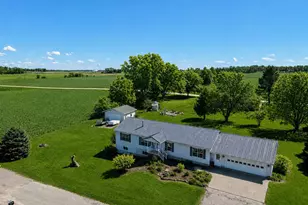 E7691 Prairie Blvd, Viroqua, WI 54667 - Photo 1