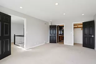 1720 Erin Ln, Waukesha, WI 53188 - Photo 21