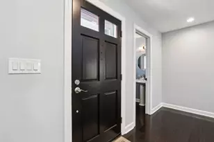 1720 Erin Ln, Waukesha, WI 53188 - Photo 7