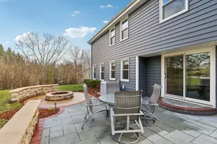 1720 Erin Ln, Waukesha, WI 53188 - Photo 33