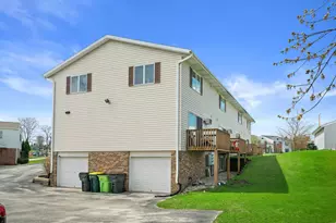 1605 Vogt Dr, West Bend, WI 53095 - Photo 13
