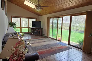 2012 Creek Ridge Dr, Racine, WI 53402 - Photo 13