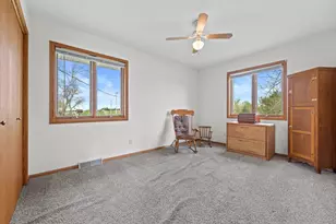 7293 Aurora Rd, West Bend, WI 53090 - Photo 37