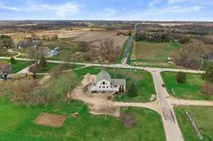 7293 Aurora Rd, West Bend, WI 53090 - Photo 7