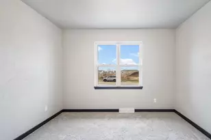 1909 Summit St, Manitowoc, WI 54220 - Photo 27