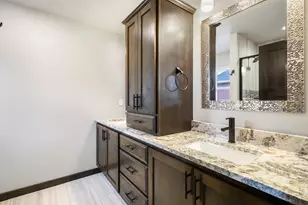 1909 Summit St, Manitowoc, WI 54220 - Photo 21