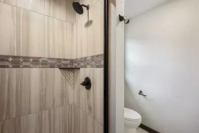 1909  Summit St, Manitowoc, WI 54220 - Photo 23