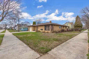 904 Mead Ave, Sheboygan, WI 53081 - Photo 27