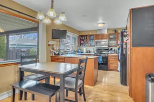 904 Mead Ave, Sheboygan, WI 53081 - Photo 9