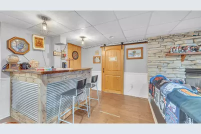 904  Mead Ave, Sheboygan, WI 53081 - Photo 19