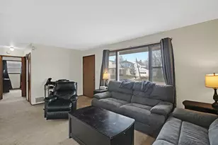 2010 N 22nd St, Sheboygan, WI 53081 - Photo 5
