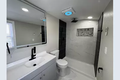 8057 W Herbert Ave, Milwaukee, WI 53218 - Photo 11