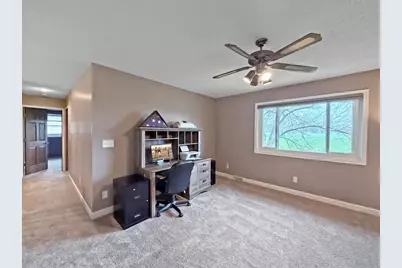 1525  Puritan Rd, New Holstein, WI 53061 - Photo 17