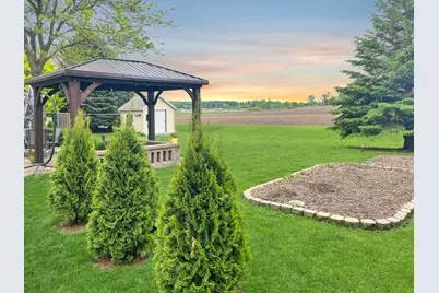 1525  Puritan Rd, New Holstein, WI 53061 - Photo 5