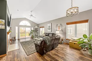 2804 Glen Ivy Dr, West Bend, WI 53090 - Photo 5