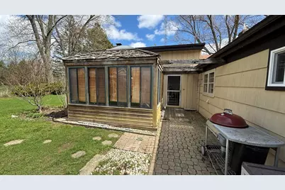 6516  Green Ridge Dr, Racine, WI 53406 - Photo 25