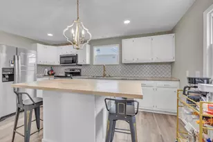 1216 Arlington Ave, Manitowoc, WI 54220 - Photo 7