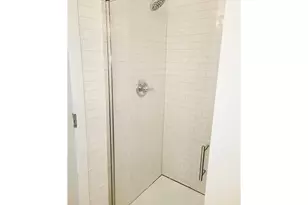 3862 S Lake Dr, Saint Francis, WI 53235 - Photo 21