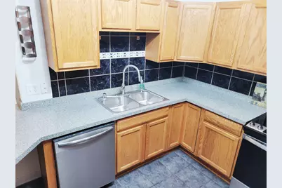 3862 S Lake Dr #107, Saint Francis, WI 53235 - Photo 7