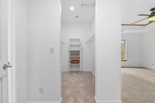 2703 Pond Dr, Saint Francis, WI 53235 - Photo 23