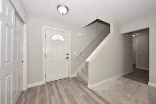 1123 White Sands Ct, West Bend, WI 53090 - Photo 3