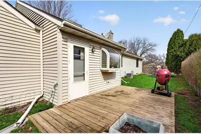 203 E Peckham St, Neenah, WI 54956 - Photo 21