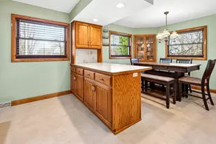 203 E Peckham St, Neenah, WI 54956 - Photo 11
