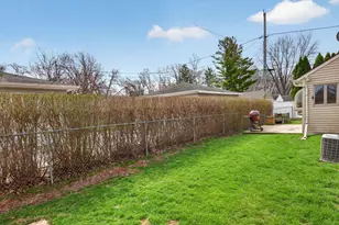 203 E Peckham St, Neenah, WI 54956 - Photo 23