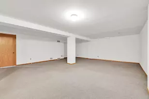 W135N8103 Wood Ct, Menomonee Falls, WI 53051 - Photo 15