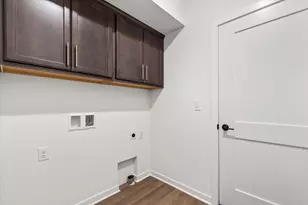 W204N17685 Laurel Pl, Jackson, WI 53037 - Photo 21