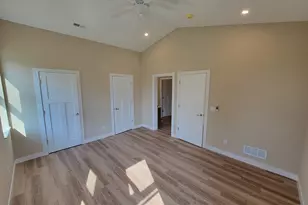 3938 Willow Dr, Waukesha, WI 53189 - Photo 5