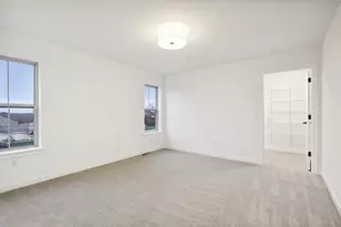 N174W20582 Laurel Springs Cir, Jackson, WI 53037 - Photo 11