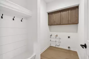 N174W20582 Laurel Springs Cir, Jackson, WI 53037 - Photo 25