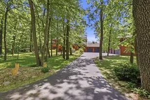 34025 Venice Park Rd, Summit, WI 53018 - Photo 11