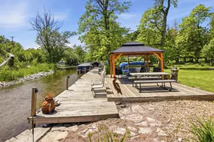 34025 Venice Park Rd, Summit, WI 53018 - Photo 15