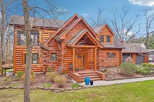 34025 Venice Park Rd, Summit, WI 53018 - Photo 7