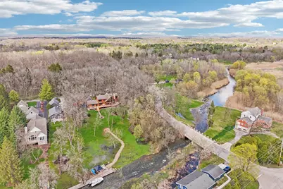 34025  Venice Park Rd, Summit, WI 53018 - Photo 9